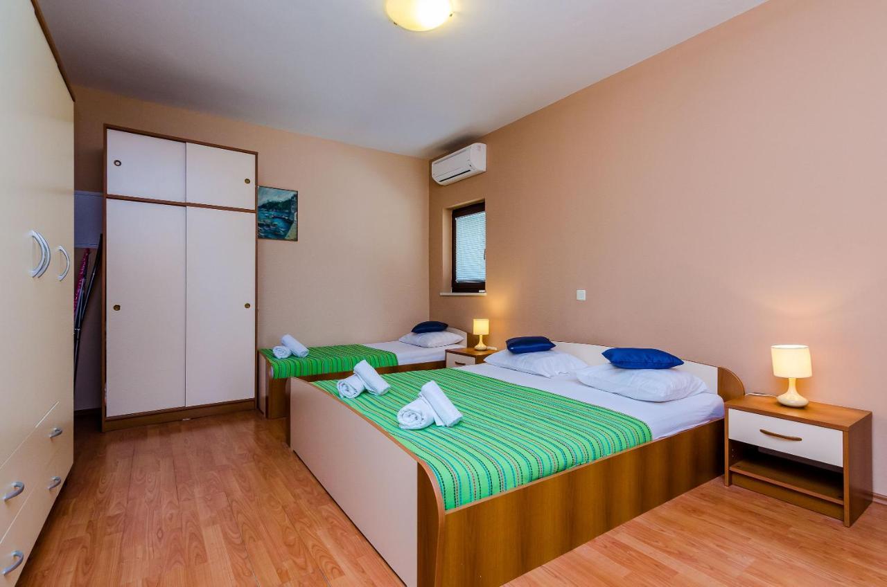 Apartments Kanjuo By The Sea Mlini Bagian luar foto